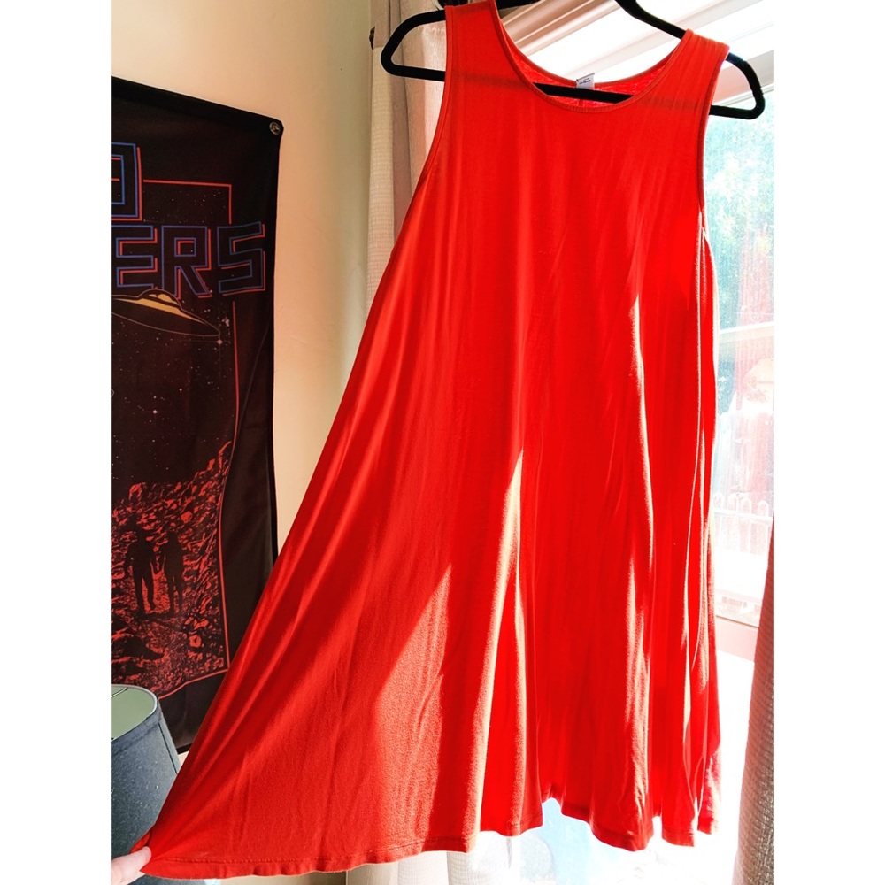 Old Navy // Shift Dress // Red